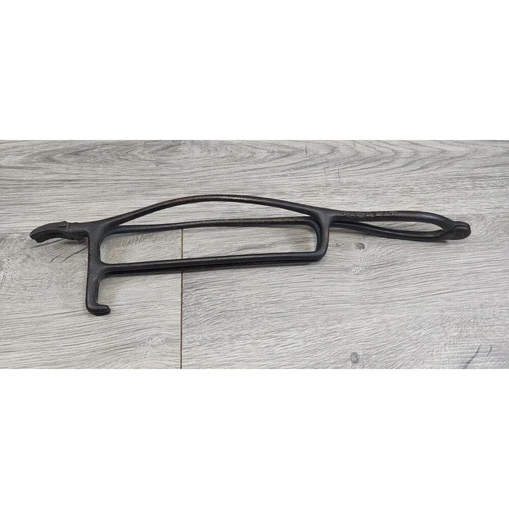 FABULOUS 19TH CENTURY ANTIQUE SHAKER WROUGHT IRON ADJUSTING PIE WARMING TRIVET
